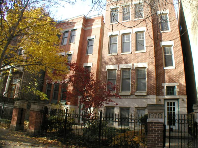 Unique Lakefront Apartments Chicago for Small Space